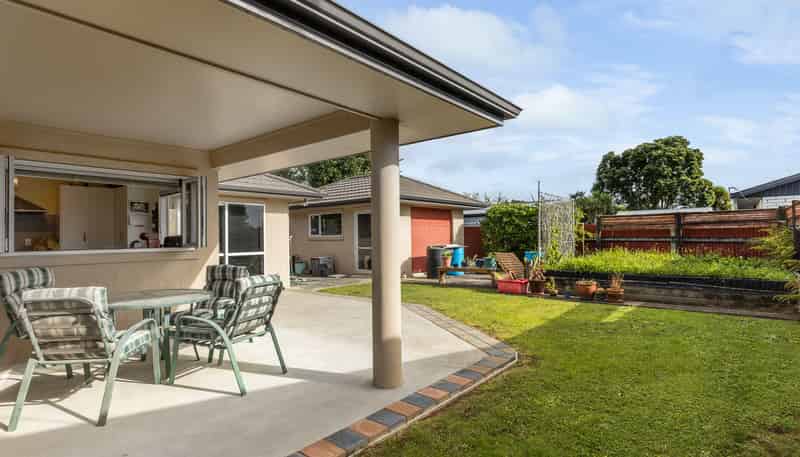 2 Fuller Close, LEVIN