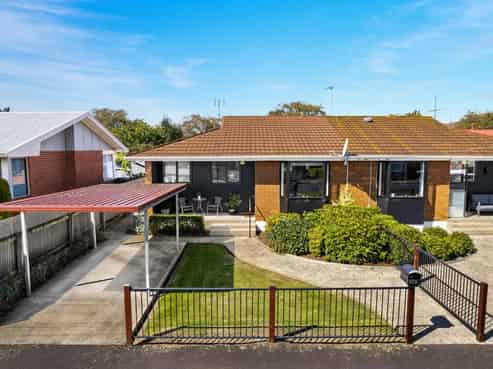 17B Argyle Street, Mosgiel