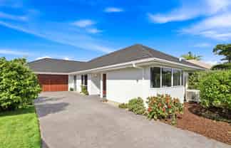 22 Suncrest Drive, West Harbour