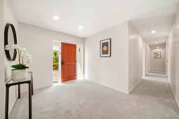 22 Suncrest Drive, West Harbour