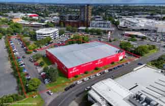 Value-add or owner-occupier large format retail