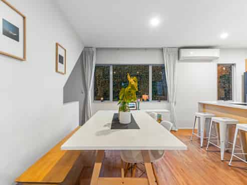 8/33 School Road, Kingsland