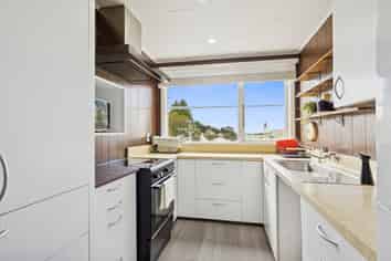 38 Brunel Street, Mornington