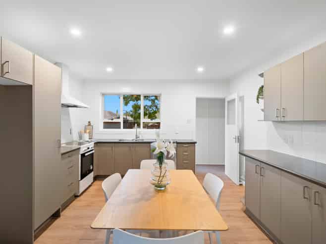 27 Liverton Crescent, Bishopdale