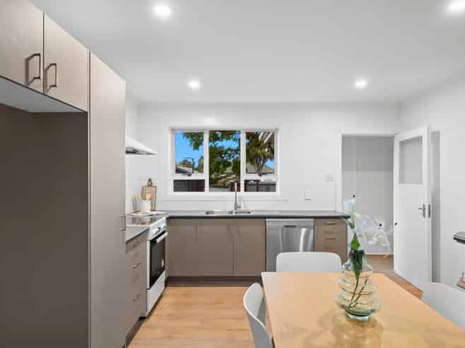 27 Liverton Crescent, Bishopdale