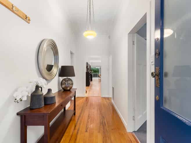 31 Springfield Road, Western Springs