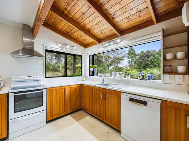 72 Crows Road, Swanson