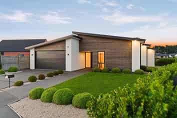 15 Frank Ernest Crescent, Prebbleton