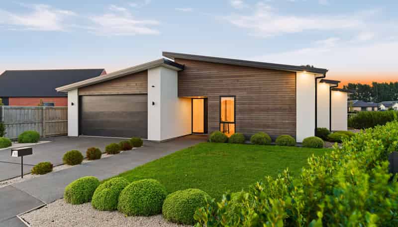 15 Frank Ernest Crescent, Prebbleton