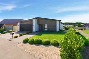 15 Frank Ernest Crescent, Prebbleton