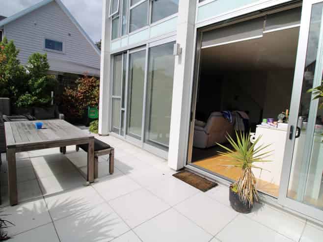 1/42 Seddon Street, Sydenham