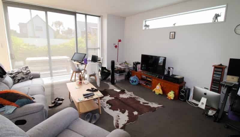 1/42 Seddon Street, Sydenham