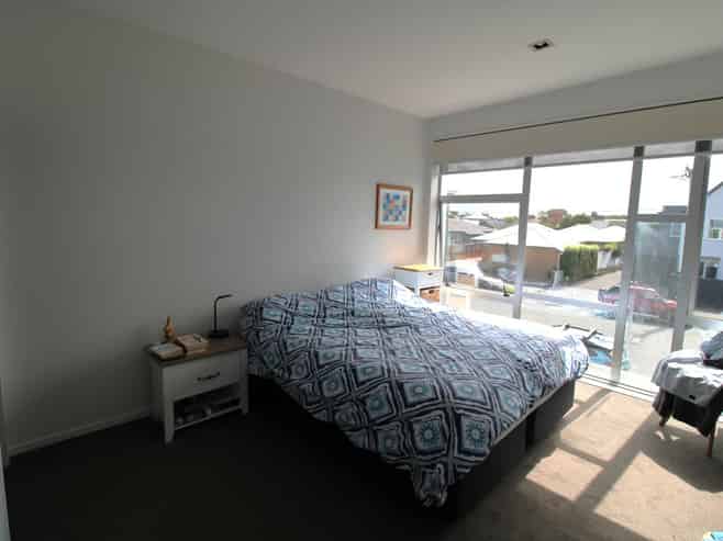 1/42 Seddon Street, Sydenham