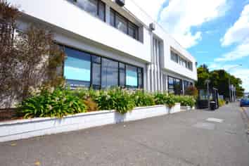Exceptional Value - Prime Office on Manukau Road