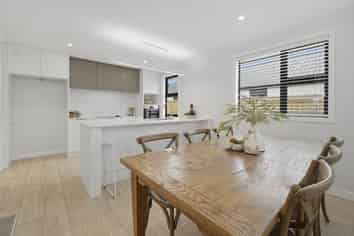 4B Strawberry Drive, Matamata