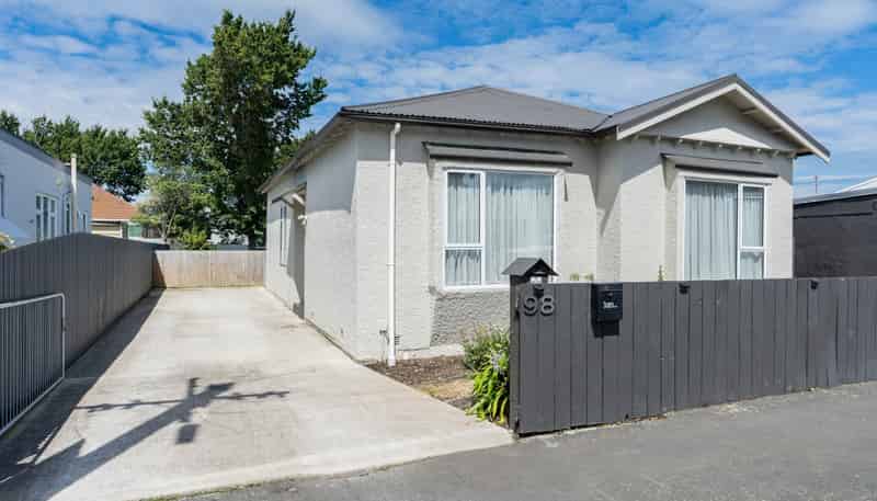 98 Fawcett Street, South Dunedin