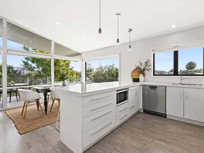 9 Busby Hill, Havelock North