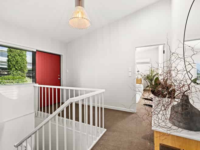 9 Busby Hill, Havelock North