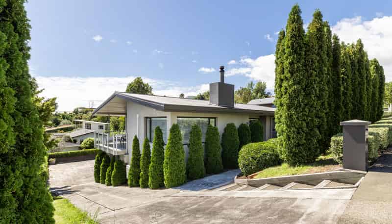 9 Busby Hill, Havelock North