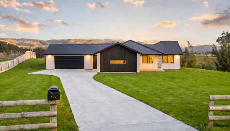 132 Kingsdale Park Drive, Aokautere