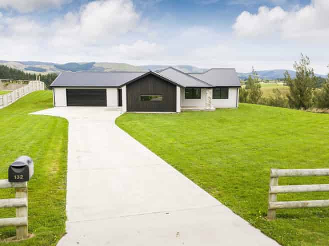 132 Kingsdale Park Drive, Aokautere