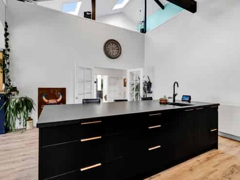 330 Kelly Road, Lepperton