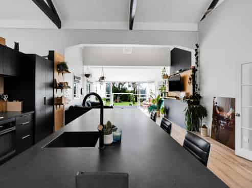 330 Kelly Road, Lepperton