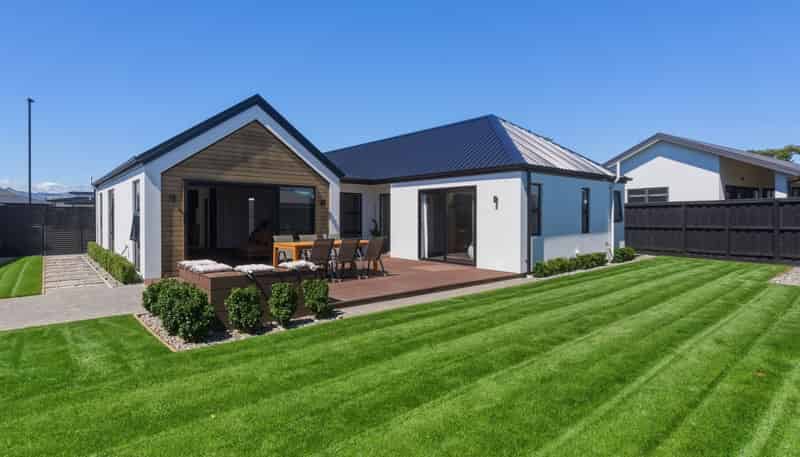 13 Caulfield Crescent, LINCOLN