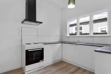 1/77 Mersey Street, Saint Albans