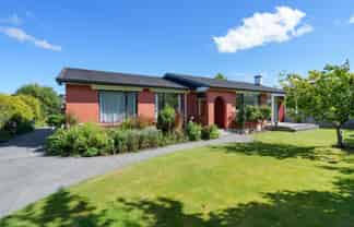 145 Moana Street, Rosedale