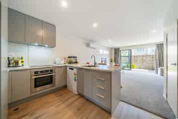 1119A High Street, Taita