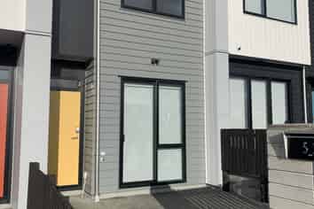 52 Nugget Avenue, Hobsonville