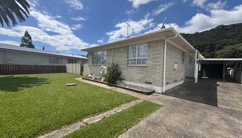 15 Mary Henry Place, Whakatane