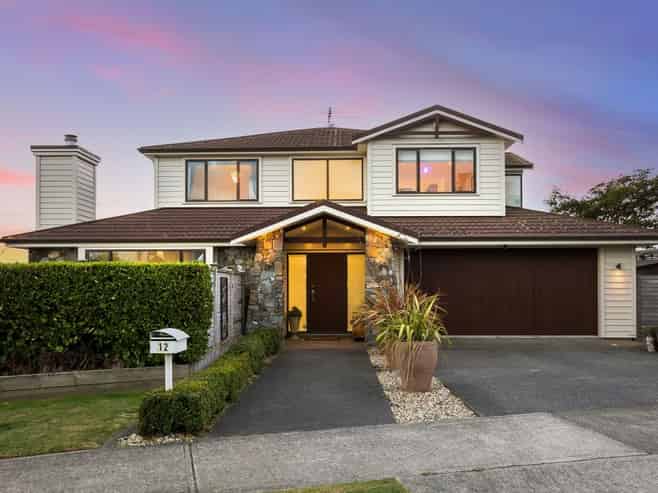 12 Aoraki Rise, Aotea