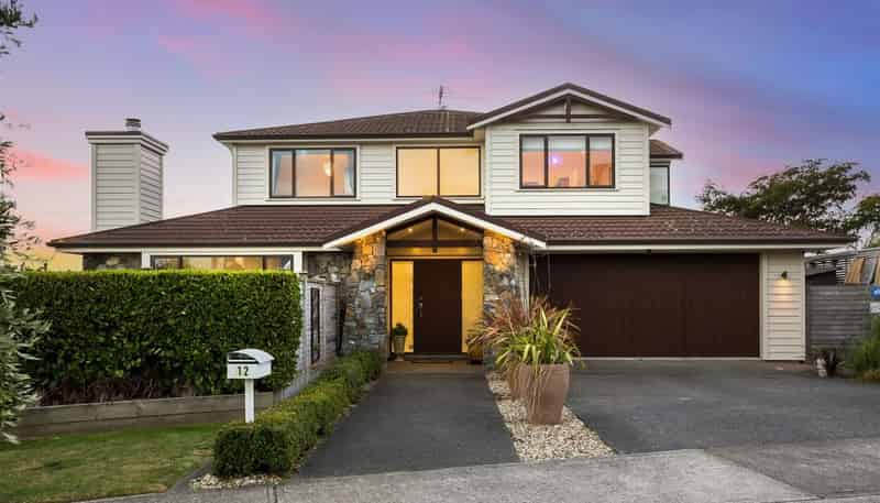 12 Aoraki Rise, Aotea