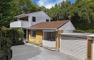 2/15 Micawber Place, Mellons Bay