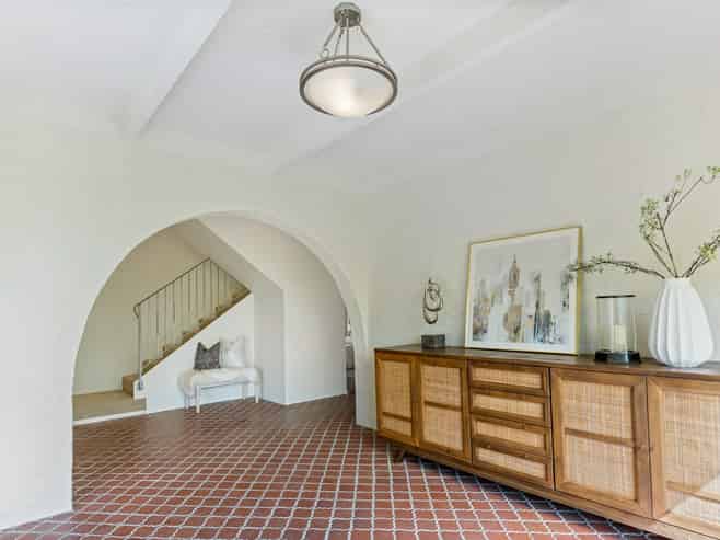 18 Folkestone Street, Murrays Bay