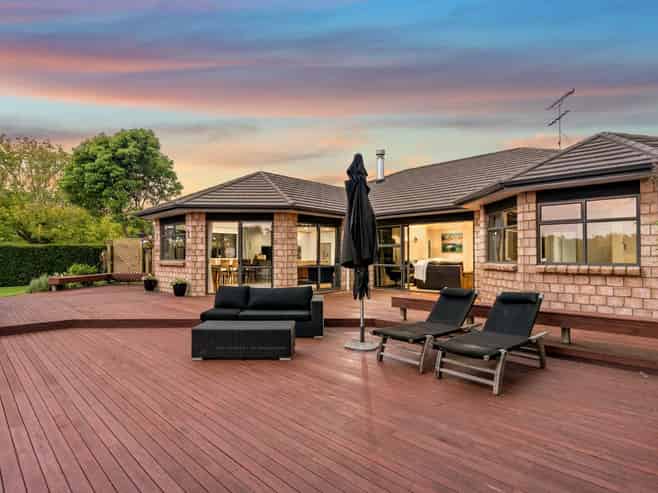 16 Lynwood Grove, Dairy Flat