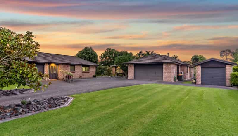 16 Lynwood Grove, Dairy Flat