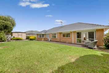 10 Castlemaine Close, Dannemora