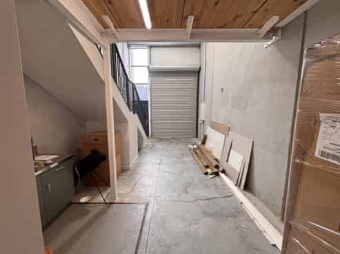 High-stud industrial in a thriving Westgate Hub