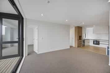 6/16 Treasure Lane, Te Atatu South