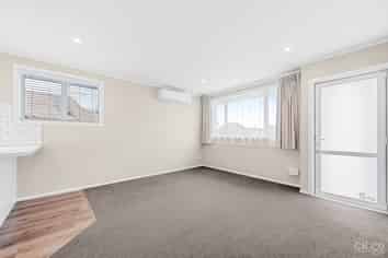 1/12 Poplar Grove, Ebdentown