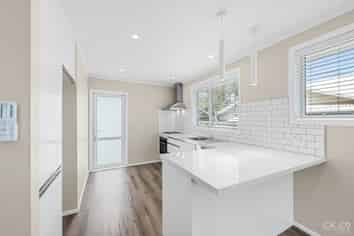 1/12 Poplar Grove, Ebdentown