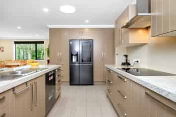 270 Chain Hills Road, Fairfield