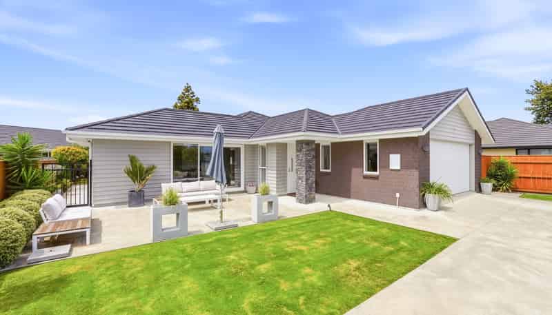 37 Pharazyn Street, Feilding