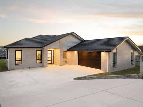 12 Paiaka Place, Rototuna North