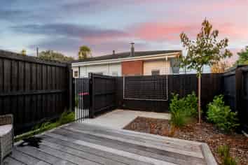 2/7 Hinemoa Street, Spreydon