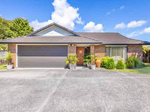 18 Gambia Grove, Flagstaff