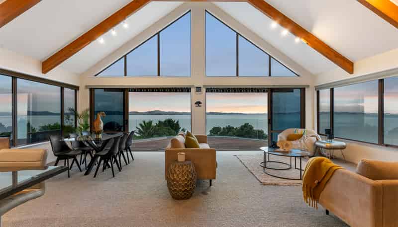 6 Sea View Terrace, Maraetai